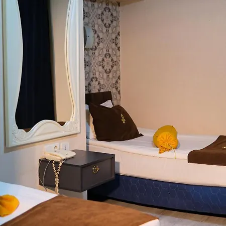 Hotell Grand 3*